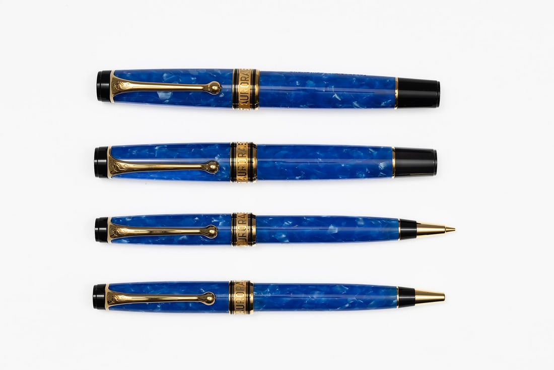 Aurora Optima Mare 4-Piece LE Fountain Pen Set (1 of 5)