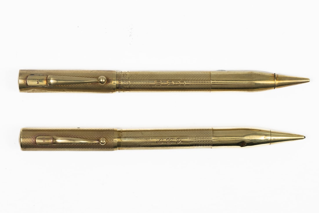 Twinpoint & Hutcheon Solid 14K Gold Fountain Pen Combos: Twinpoint and Hutchinson solid 14K gold fountain pen/pencil combinations. Pair of solid 14K gold combos, Twinpoint Pen-O-Pencil marked 14K on barrel, cap, clip and nib, engraved with initials, some la
