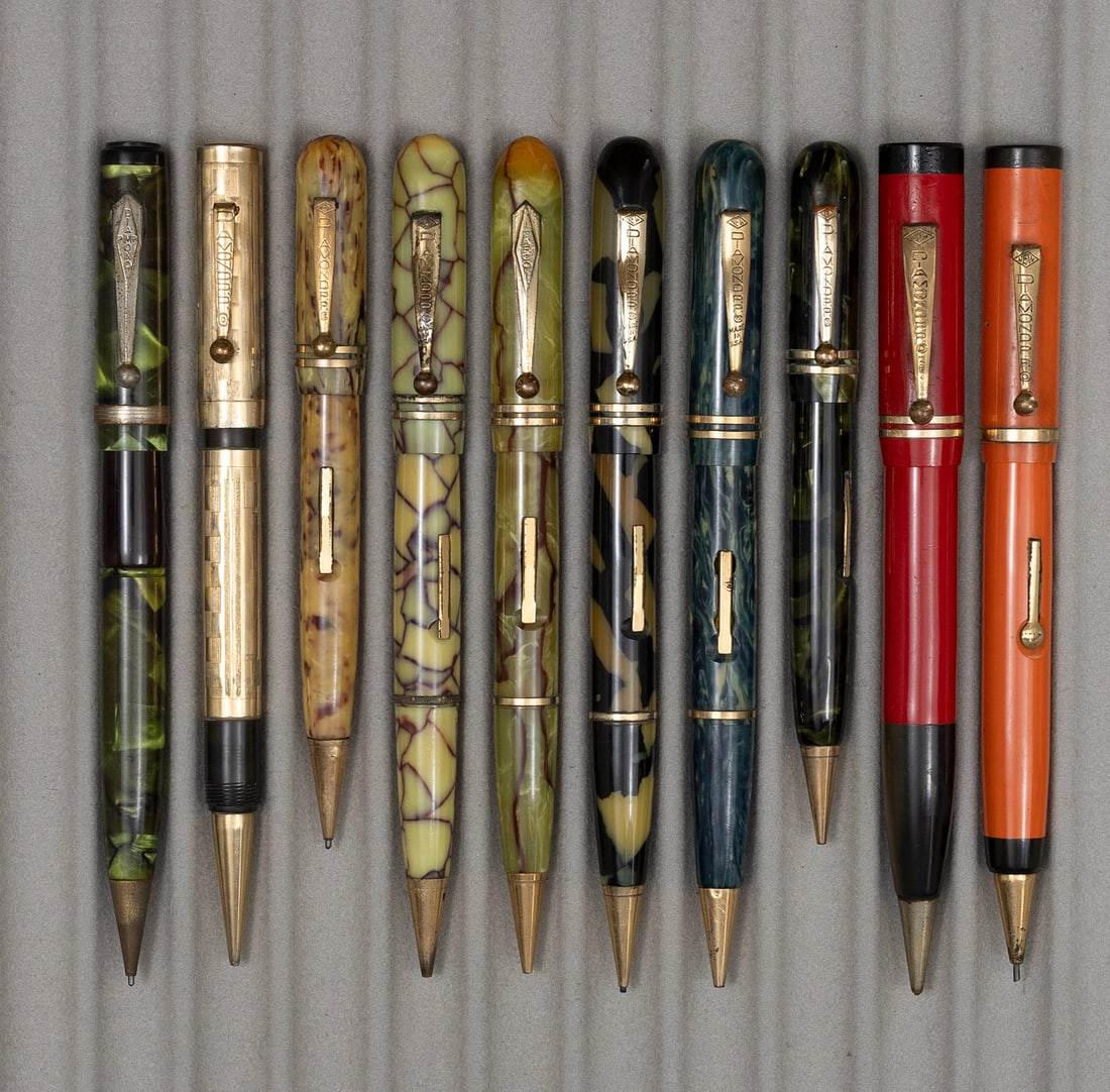 Diamond Point Fountain Pen/Pencil Combination Lot (10): Diamond Point fountain pen/pencil combination lot (10). Ten Diamond Point combos from the 1920’s-30’s, nine marked Diamond Point one marked Tarco (made by Diamond Point). Six pens have warranted 1
