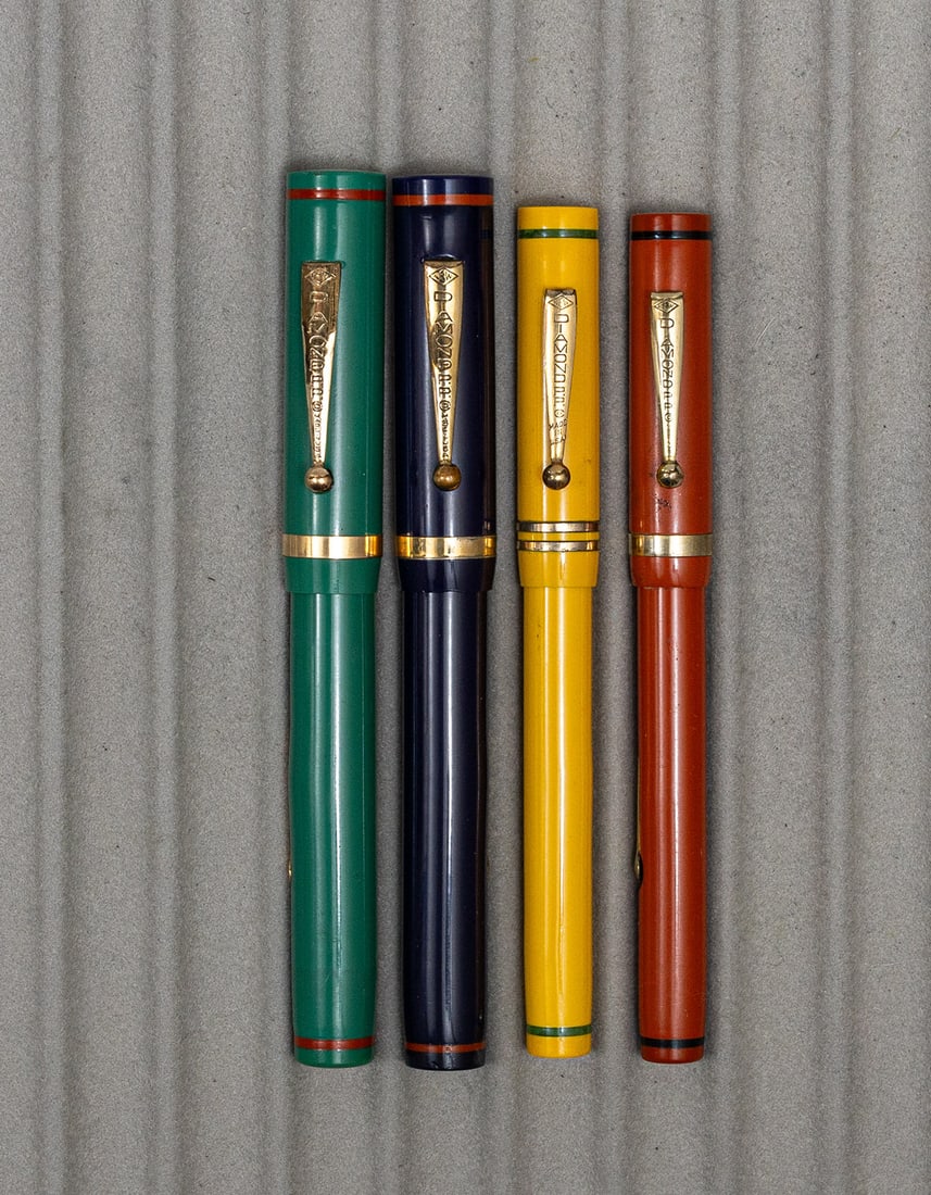 Diamond Point Solid Colour Banded Flattop Fountain Pens (4) (1 of 3)