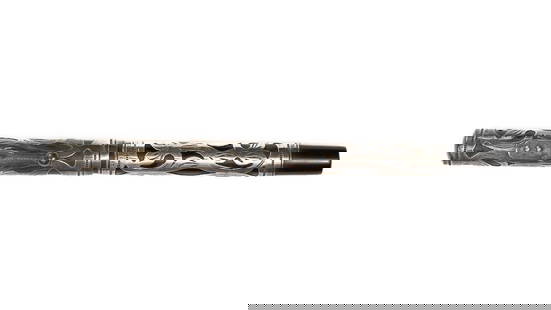 Waterman 412 Sterling Silver Filigree Fountain Pen, Flexible Nib: Waterman Ideal 412 sterling silver filigree fountain pen. Eyedropper Trefoil pattern sterling silver filigree over black hard rubber with sterling clip, shallow marks near edge of cap crown, some disc