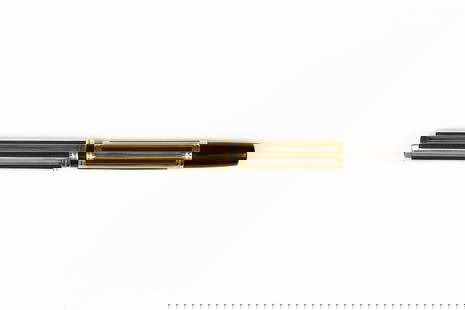 Waterman 52 1/2 V 18K Gold French Night & Day Fountain Pen: Waterman 52 1/2 V 18K solid gold French Night and Day overlay fountain pen. French 18K hallmark over black hard rubber in Night and Day pattern with fine 14K Waterman USA nib. Length 4 9/16&rdquo; and