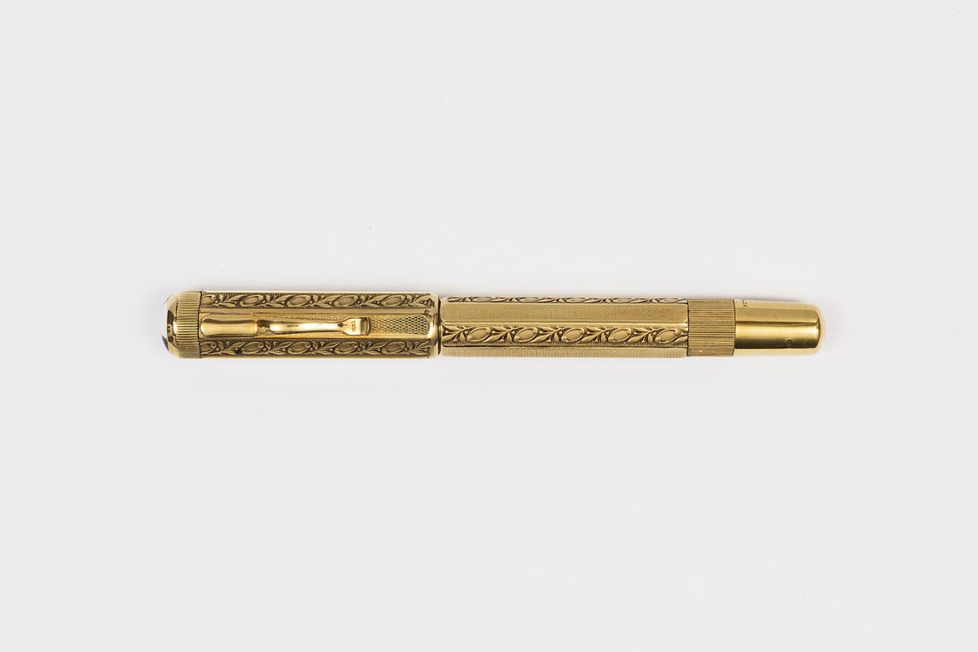 Astoria Octagonal 18K Gold Filled Safety Fountain Pen, Boxed (1 of 6)