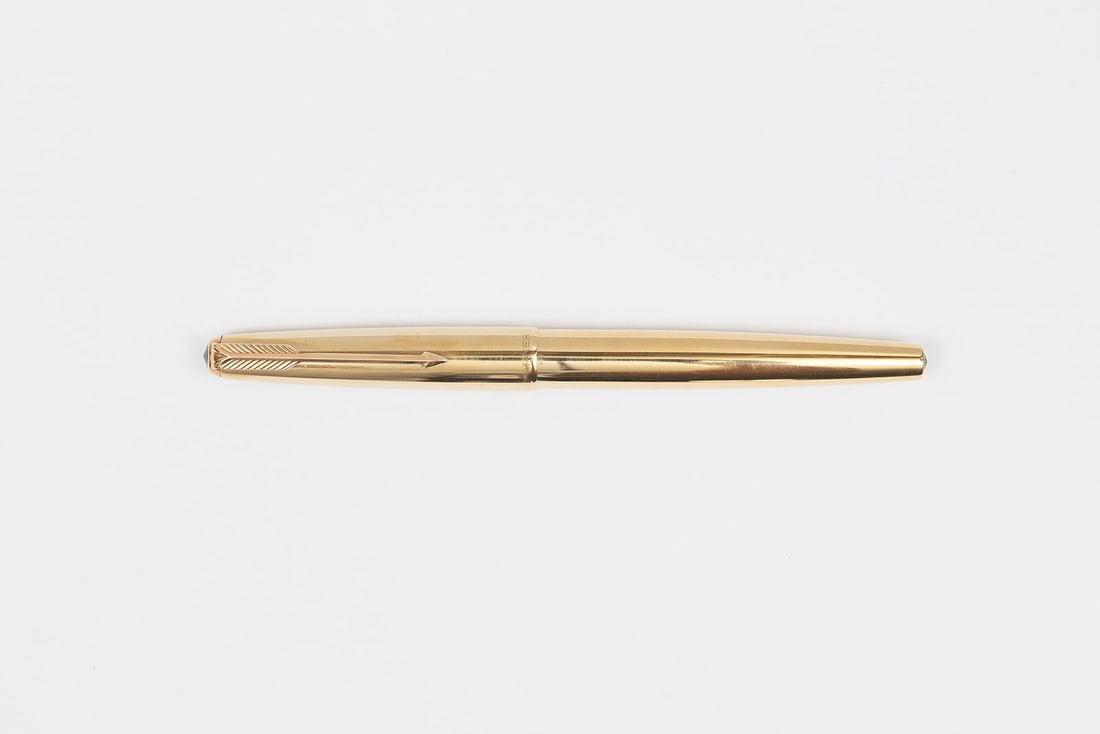Parker 61 Presidential Solid 14K Gold Fountain Pen (1 of 3)