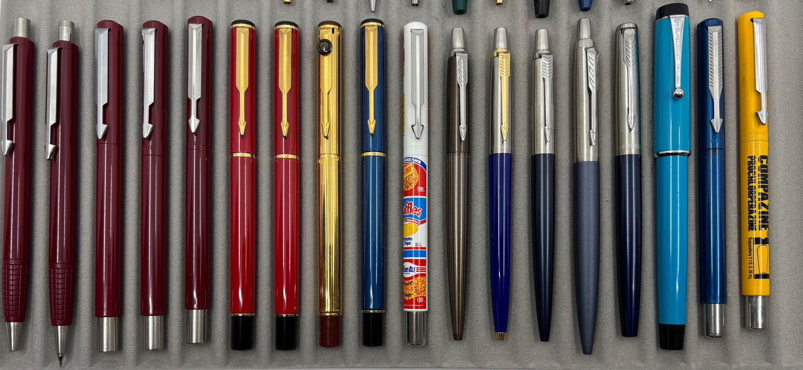 Parker Assorted Fountain Pen, Ballpoint & Pencil Lot (37) - 3
