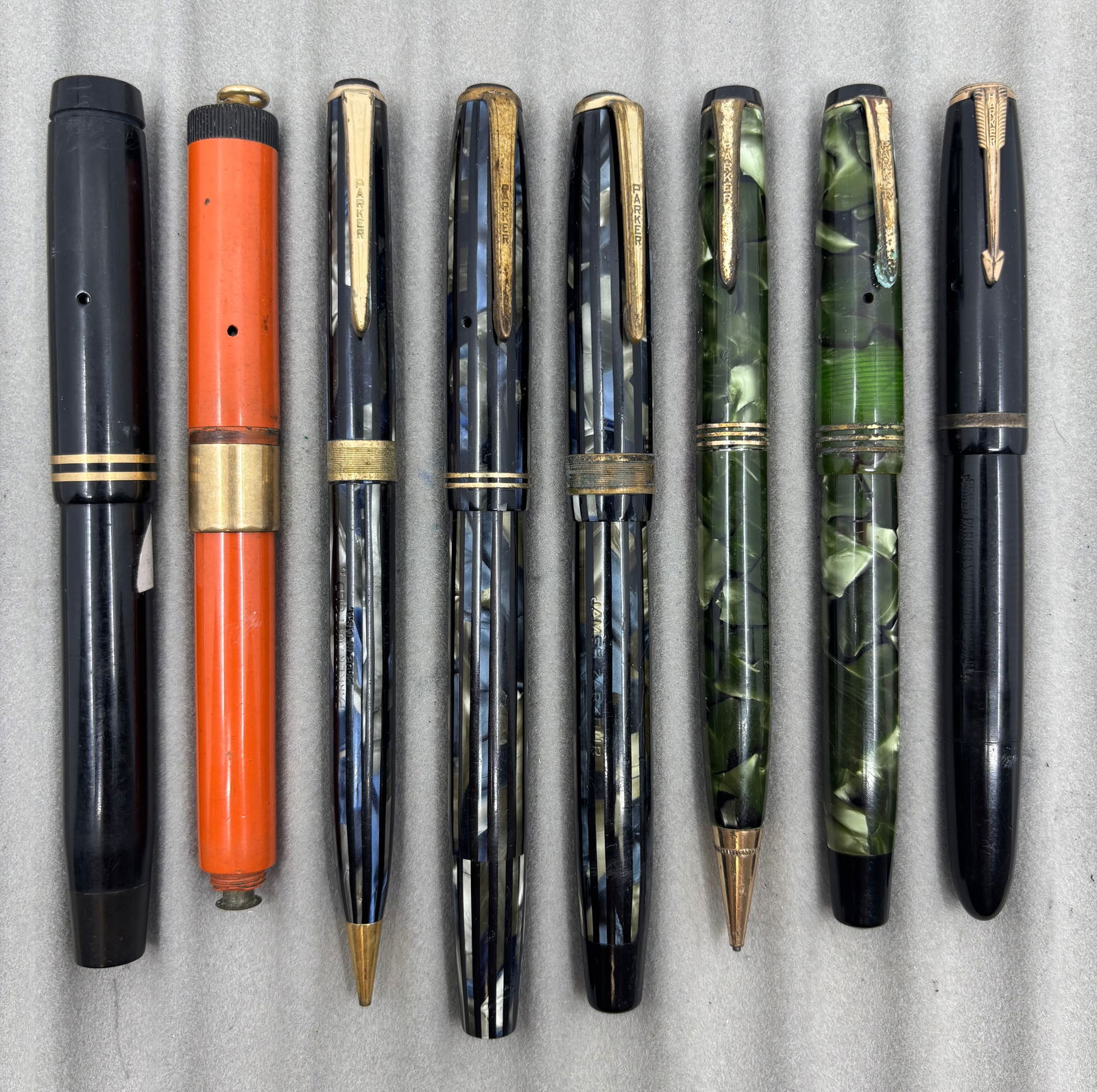 Parker Duofold & Vacumatic Fountain Pen & Pencil Lot (8) (1 of 2)