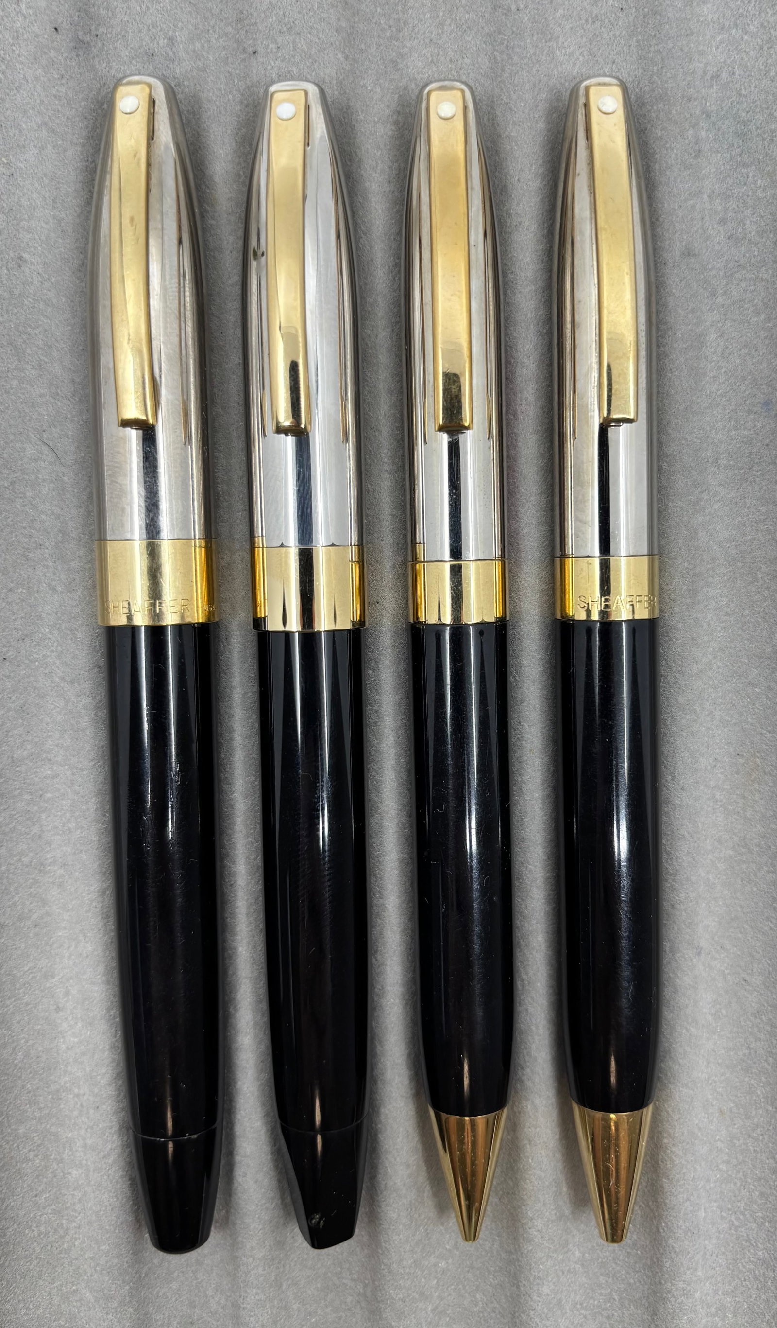 Sheaffer Legacy Fountain Pen 4-Piece Set Black Laque & Palladium GT: Sheaffer Legacy fountain pen 4-piece set Black Laque and Palladium GT. The Legacy was Sheaffer’s modern take on their popular PFM or “Pen for Men” model that was originally