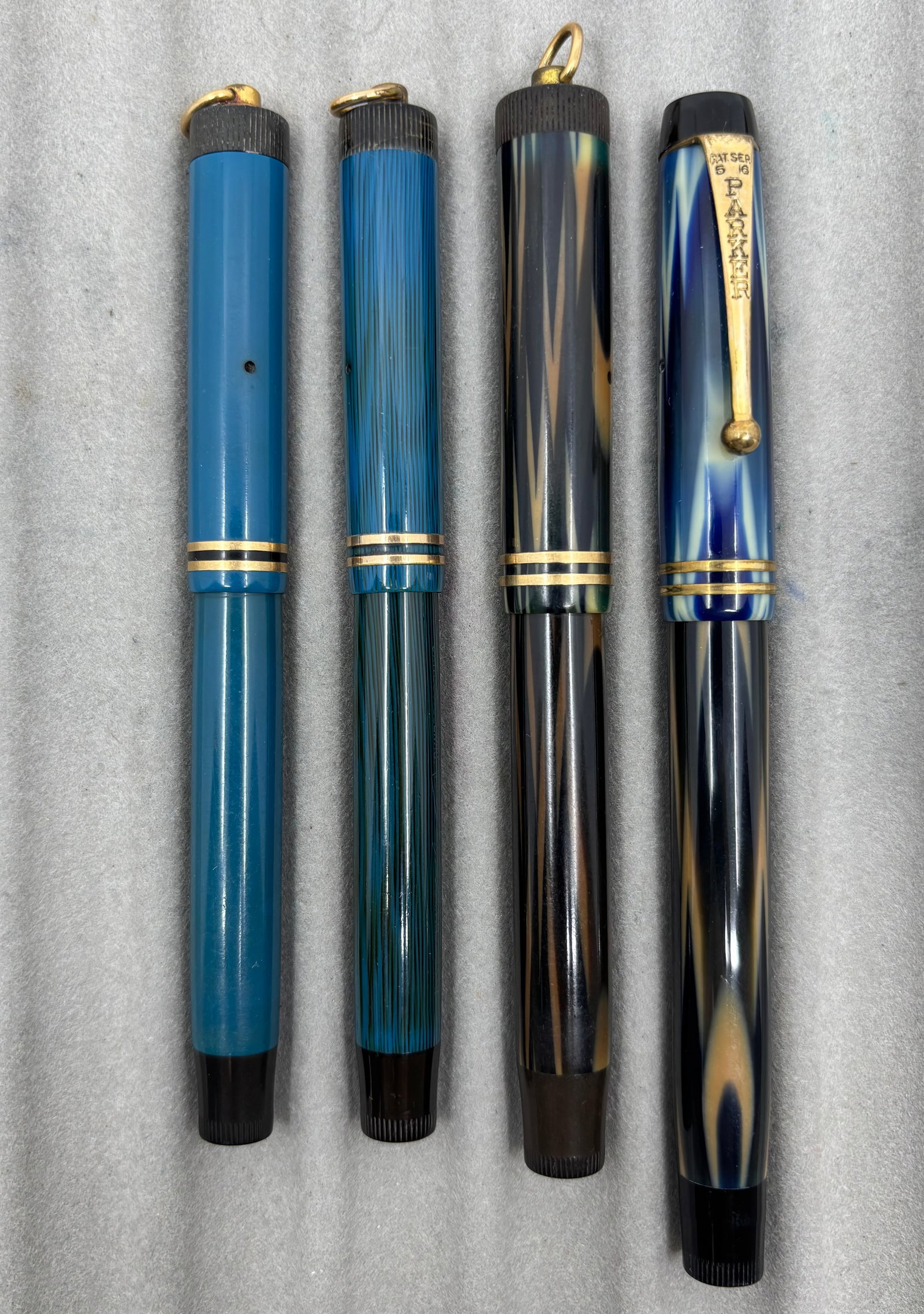 Parker Pastel Blue & True Blue Fountain Pen Lot (4) (1 of 2)
