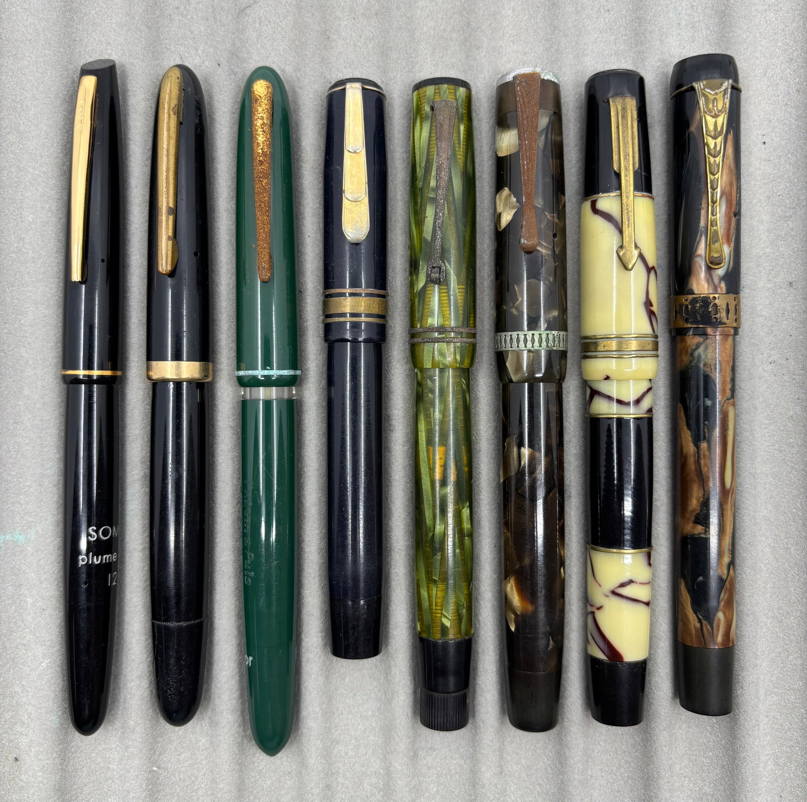French & Italian Fountain Pen Lot (8) (1 of 2)