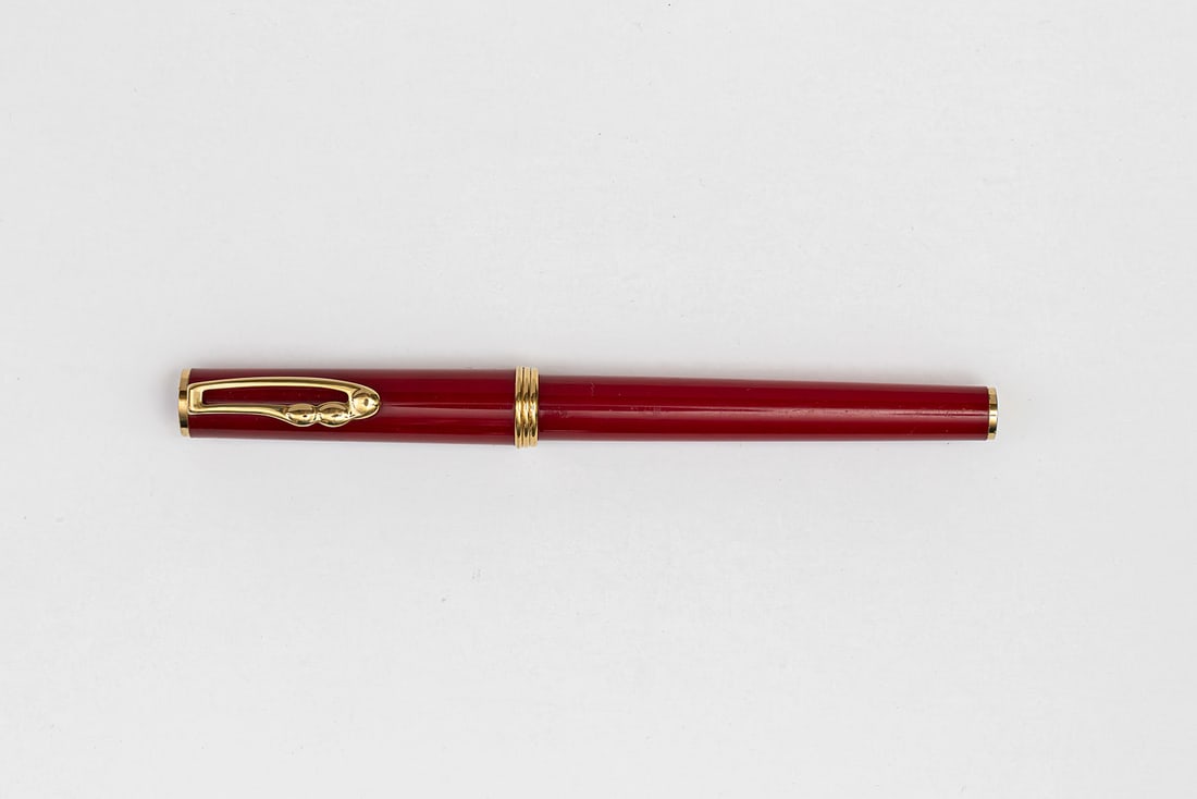 Platinum BelAge Solid Red 14K Music Nib Fountain Pen (1 of 3)