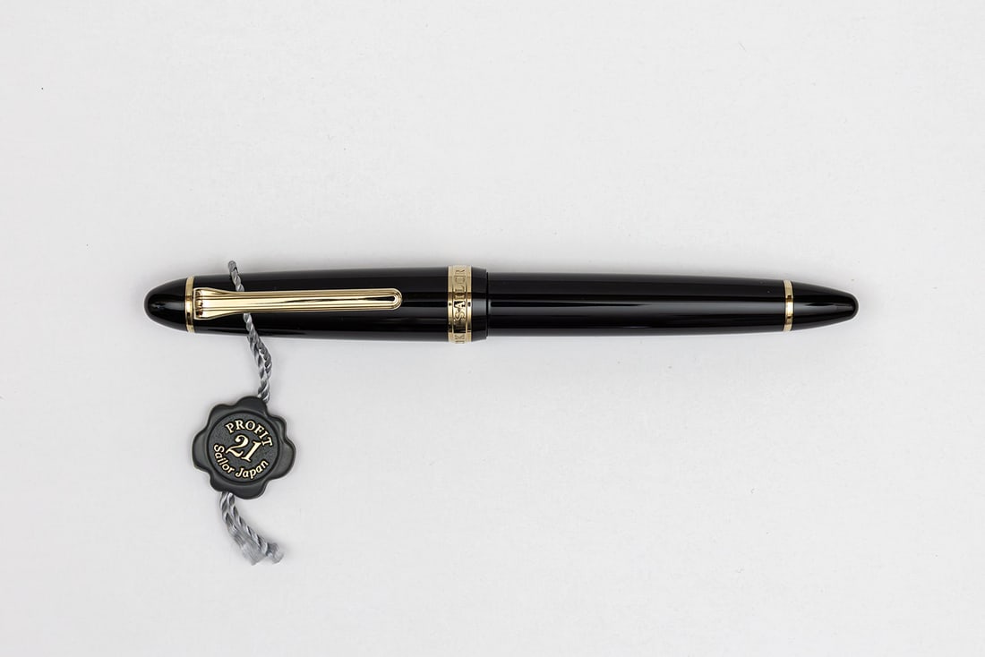Sailor 1911 Profit 21K HM Black Fountain Pen (1 of 3)