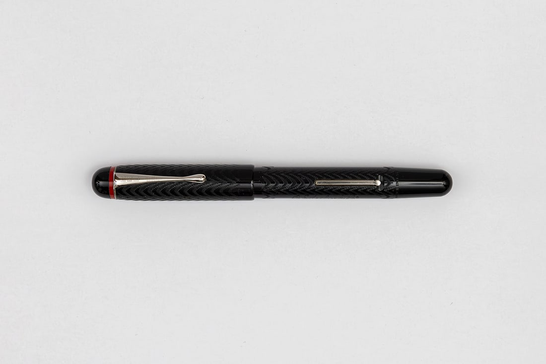 Esterbrook Relief No 1 Black Chased Hard Rubber Fountain Pen, Boxed (1 of 4)