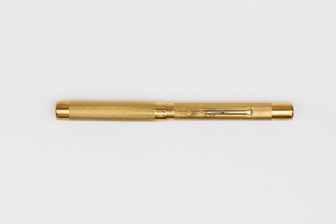 Mabie Todd Swan Gold Filled Clipless Fountain Pen, Flexible Nib (1 of 3)
