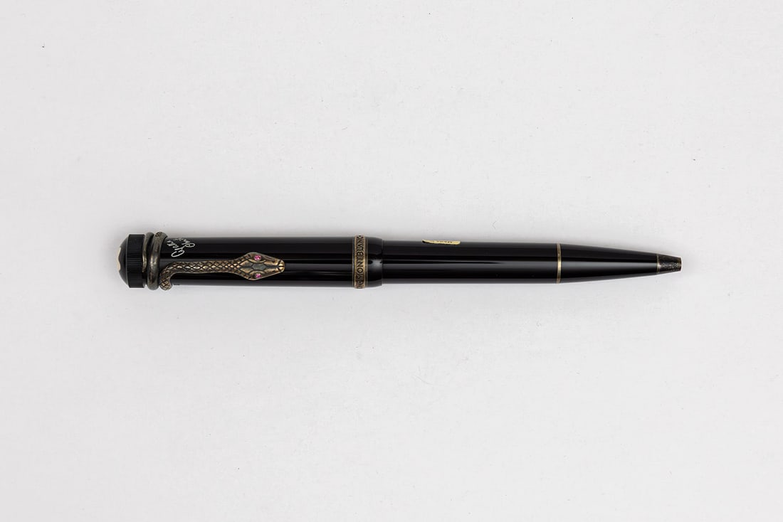 Montblanc Agatha Christie LE Ballpoint Pen, Boxed (1 of 4)