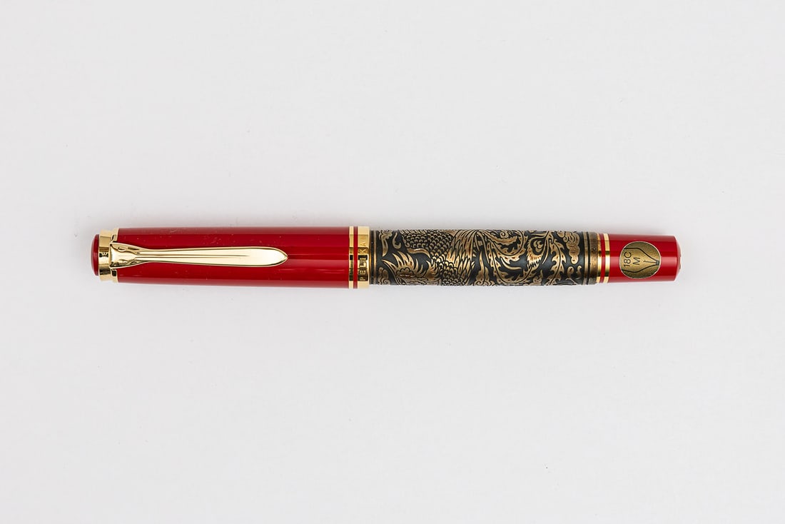 Pelikan M800 Golden Phoenix LE Fountain Pen, Boxed (1 of 4)