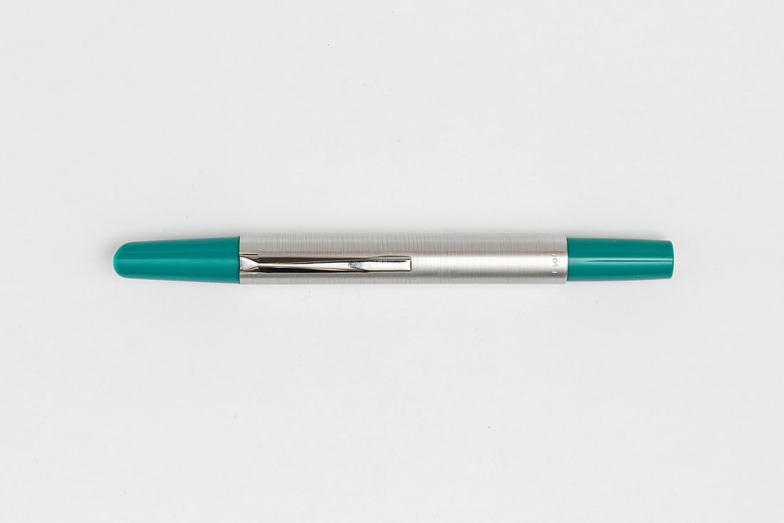 Pilot Capless Short Vanishing Point CS-100RW Green Fountain Pen (1 of 3)