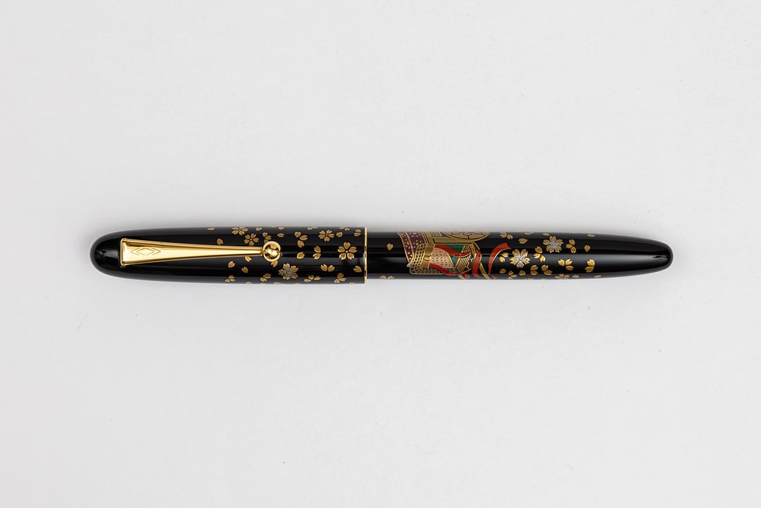 Pilot Namiki Gosyoguruma Royal Wedding Maki-e Fountain Pen (1 of 6)