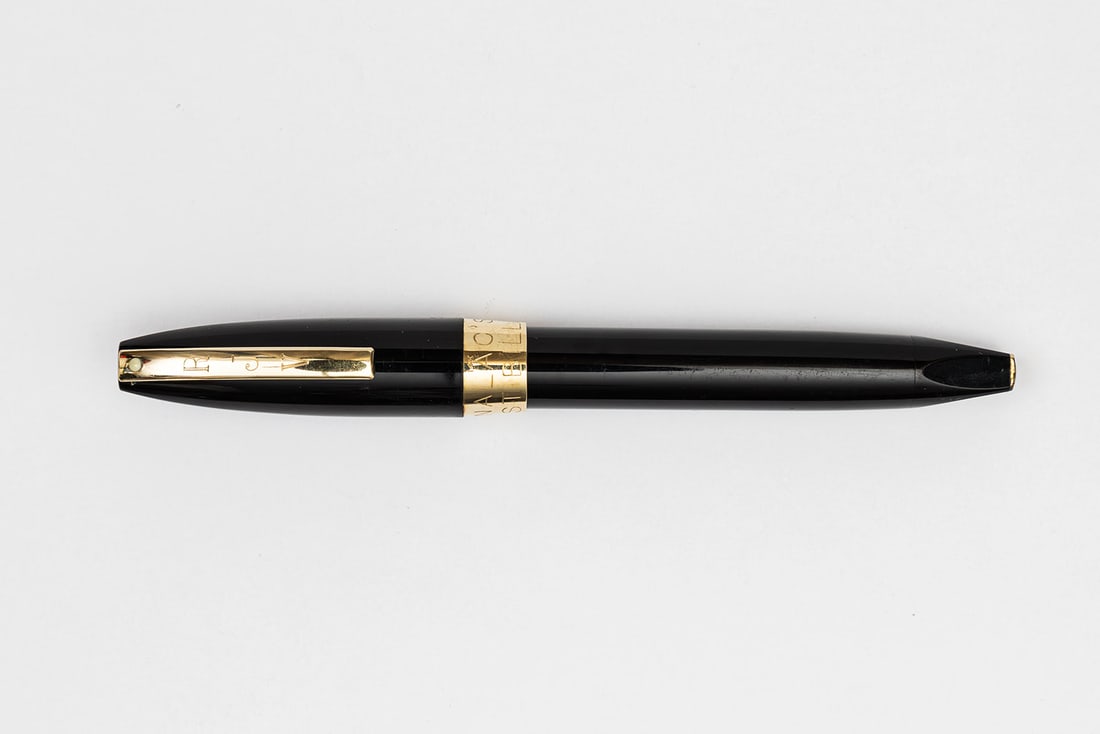 Sheaffer PFM Autograph Solid 14K Band Snorkel Fountain Pen: Sheaffer PFM Pen For Men Autograph Snorkel fountain pen, circa 1950’s-60’s. The PFM or Pen for Men was Sheaffer's larger version of their Snorkel line with a thicker profile. This PFM is the Autog