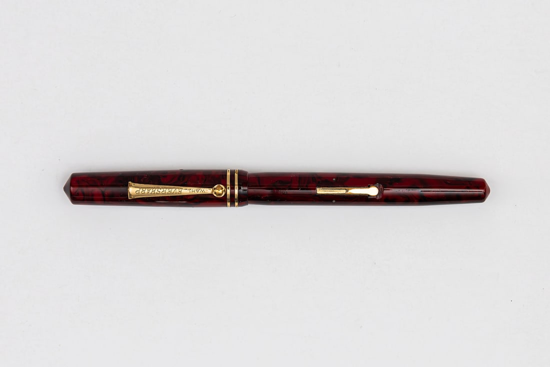 Wahl Eversharp Equi-Poised Flamingo Side Clip Fountain Pen (1 of 3)