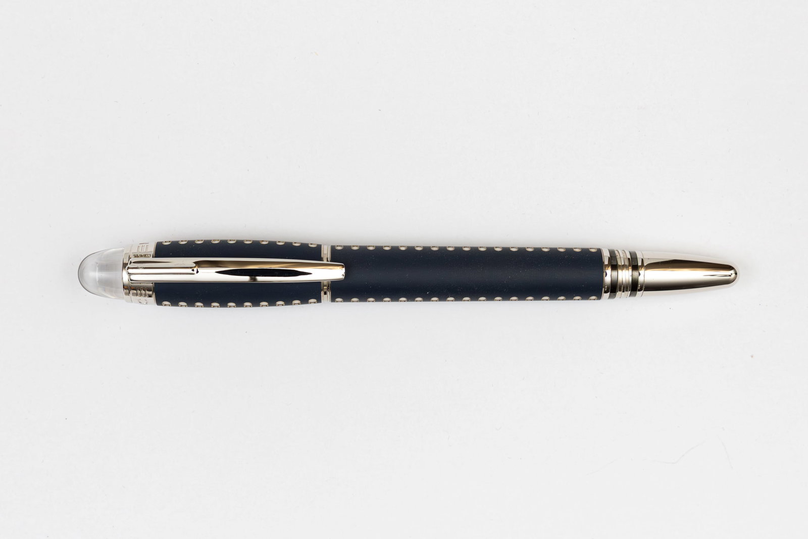 Montblanc Starwalker Airbus A380 SE Fineliner Rollerball Pen (1 of 3)