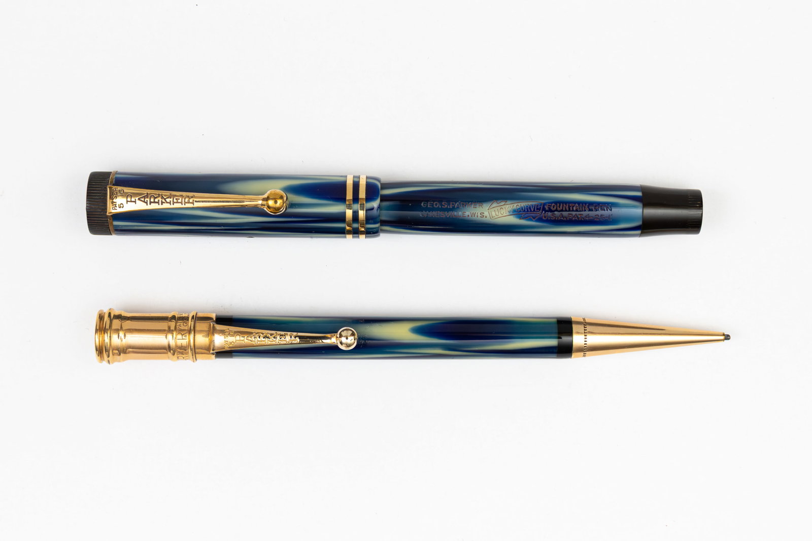 Parker True Blue Flattop Fountain Pen & Pencil Set (1 of 3)