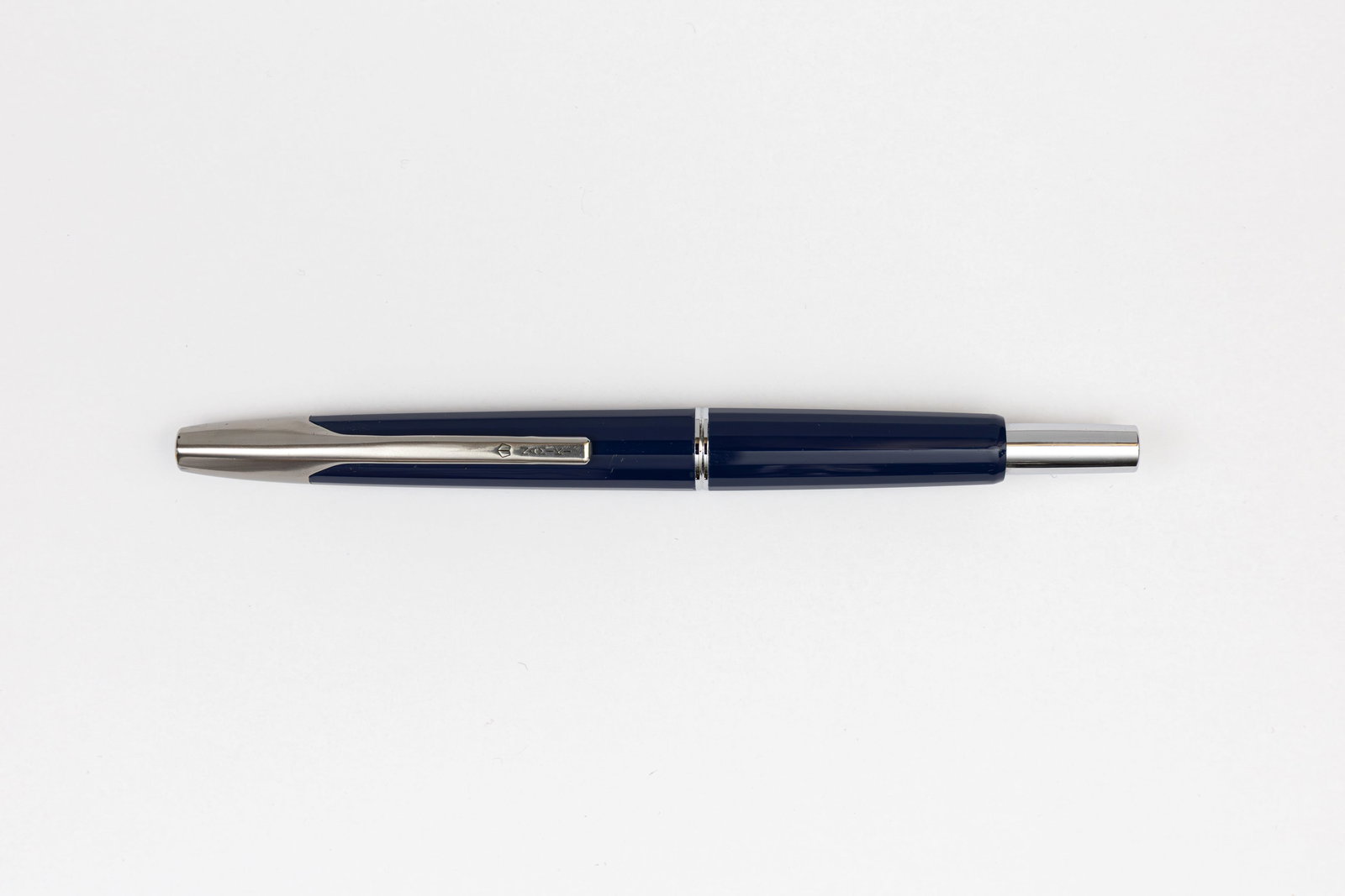 Pilot Namiki Vanishing Point Dark Blue Fountain Pen (1 of 3)