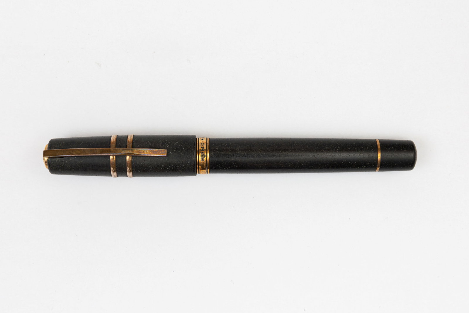 Visconti Homo Sapiens Bronze Age Oversized Fountain Pen (1 of 3)