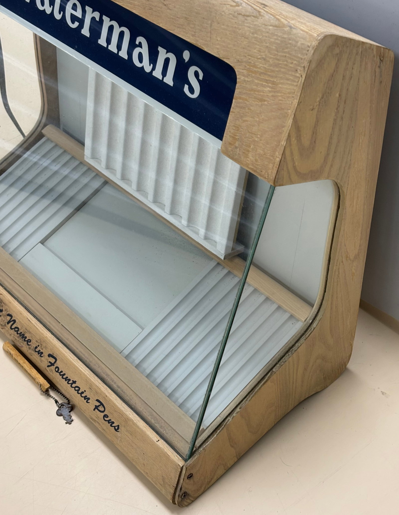 Waterman Fountain Pen Display Case - 2