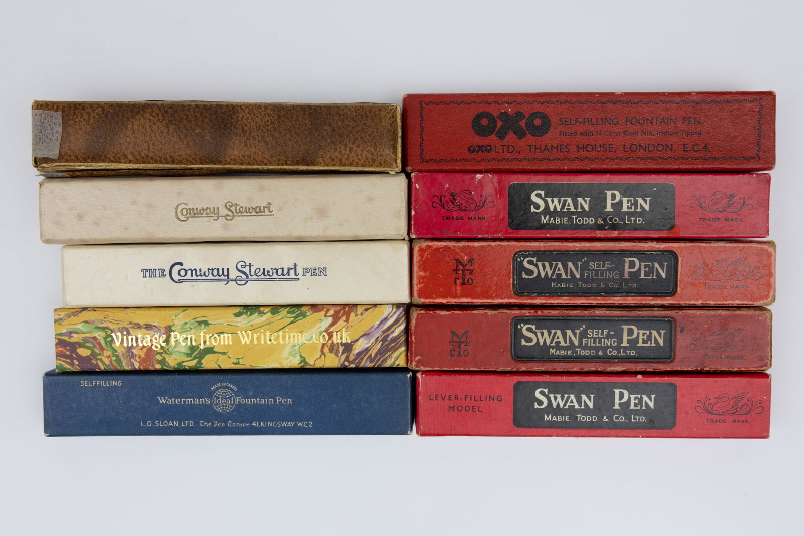 Assorted Fountain Pen Boxes (10), Swan, Waterman, Conway Stewart: Assorted fountain pens boxes (10). Fountain pen boxes, most with original papers from Mabie Todd Swan (4), Conway Stewart (2), Onoto De La Rue, Waterman, Oxo and other. Overall good condition, some