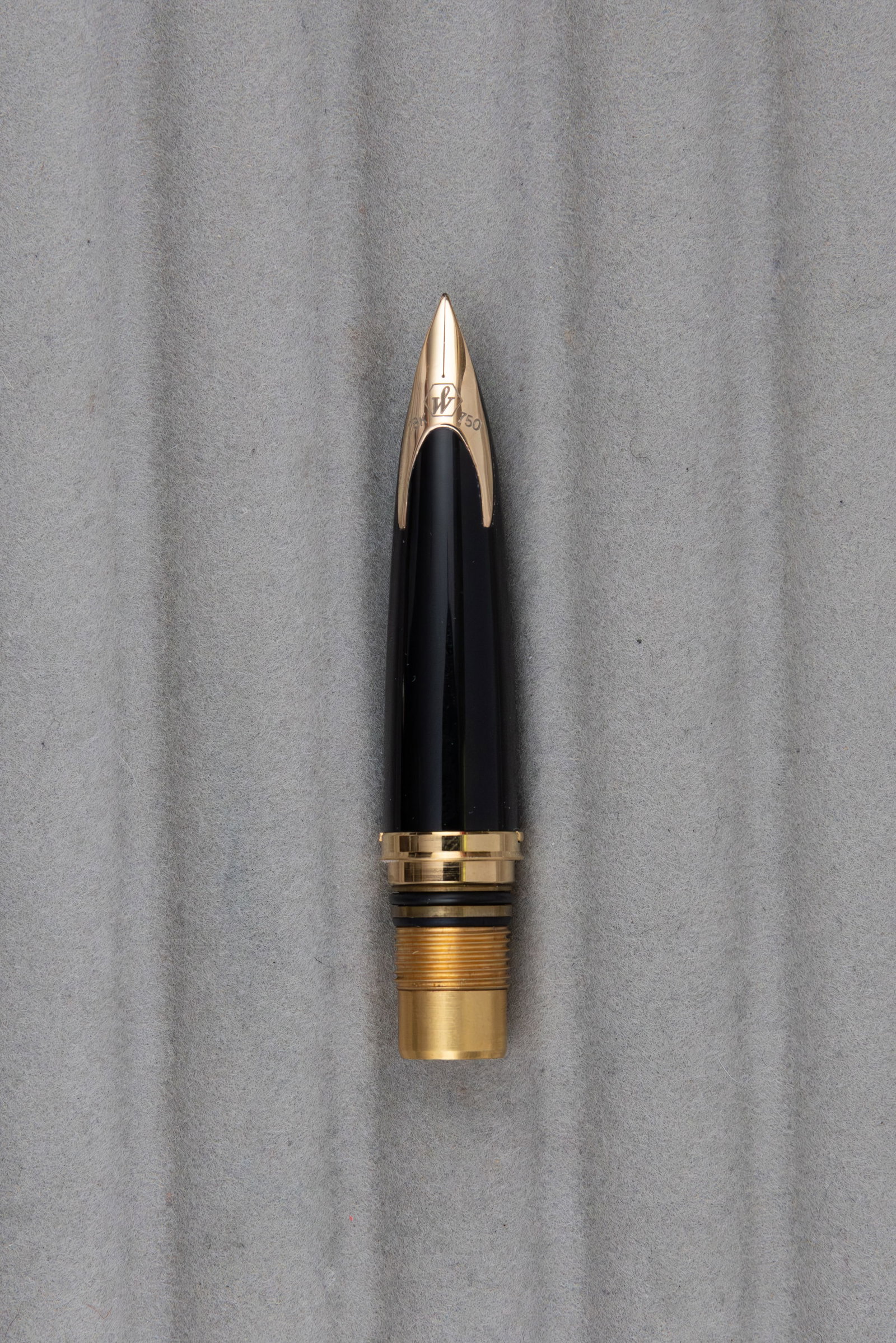 Waterman Carene 18K Fine Fountain Pen Nib Unit (1 of 1)
