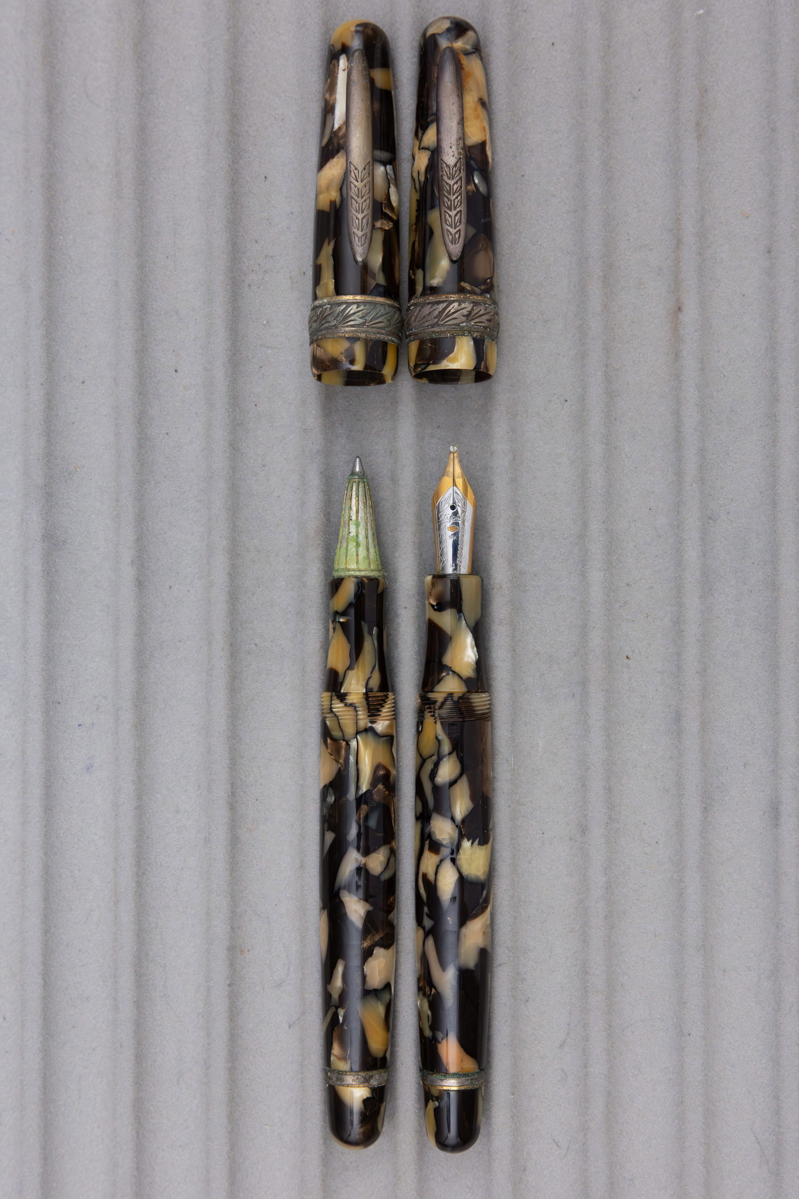 Stipula Etruria LE Fountain Pen and Rollerball Set, Flawed - 2