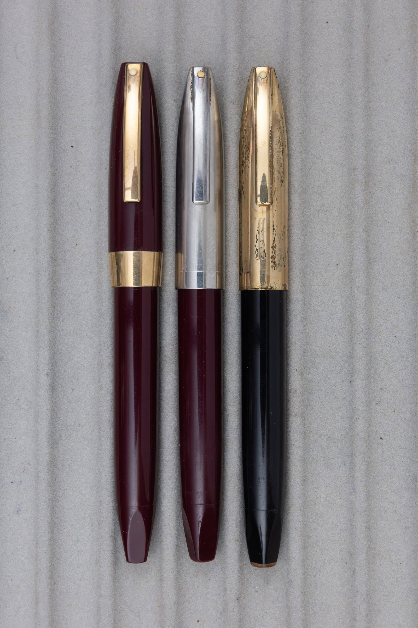 Sheaffer PFM II, III and V Pen for Men Fountain Pens, As Is: Sheaffer PFM Pen For Men fountain pens (3). The PFM or Pen for Men was Sheaffer's larger version of their Snorkel line with a thicker profile. Lot consists of PFM II in burgundy (crack to end and one 