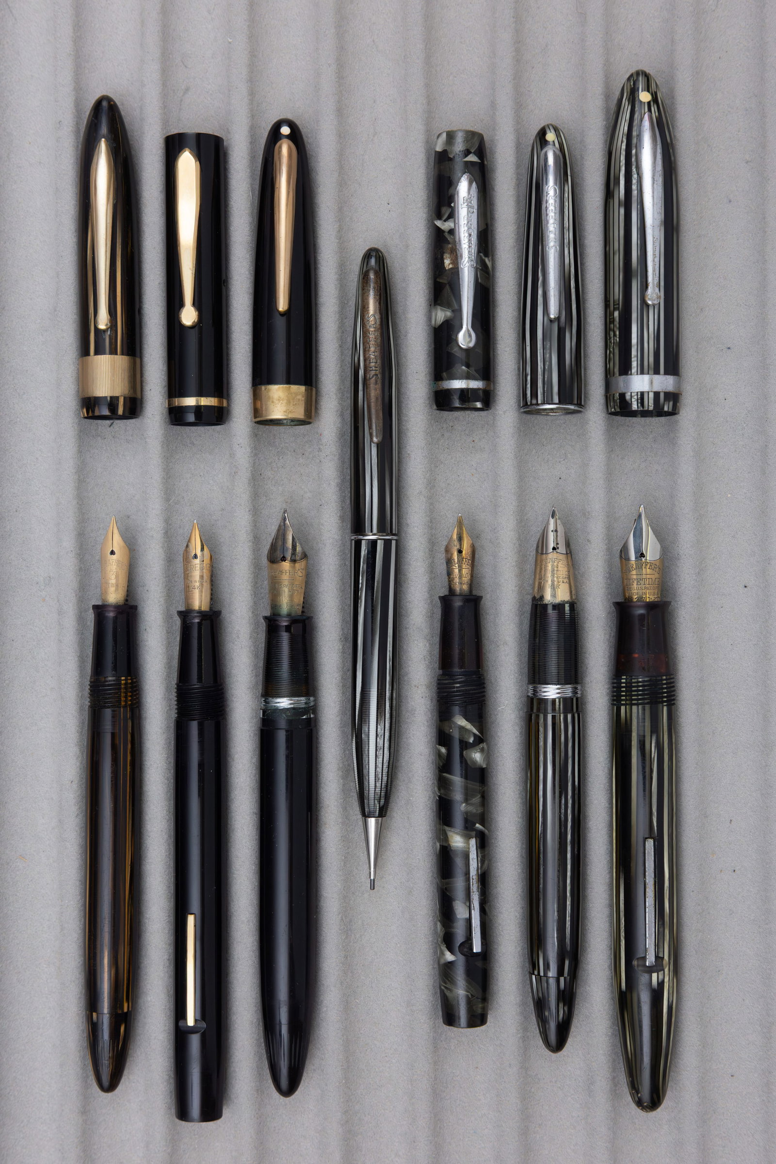 Sheaffer Lever, Piston and Touchdown Fountain Pens and Pencil (7) - 2