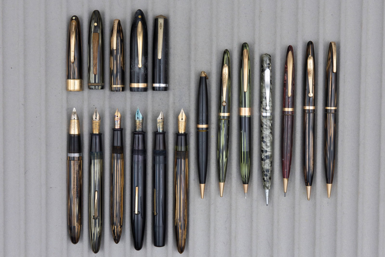 Sheaffer Balance and Wasp Fountain Pens and Pencils (13) - 2