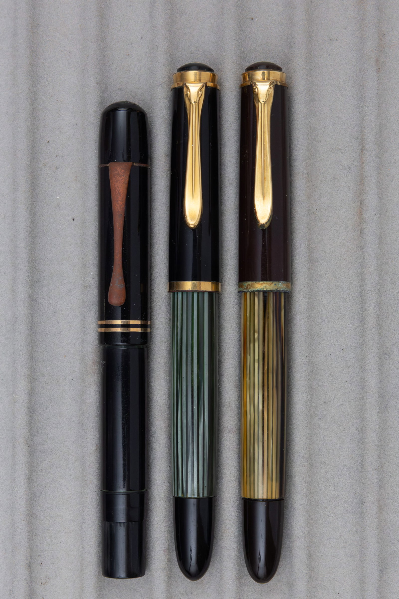 Pelikan 100 and 400NN Model Fountain Pens (3), Flawed (1 of 3)
