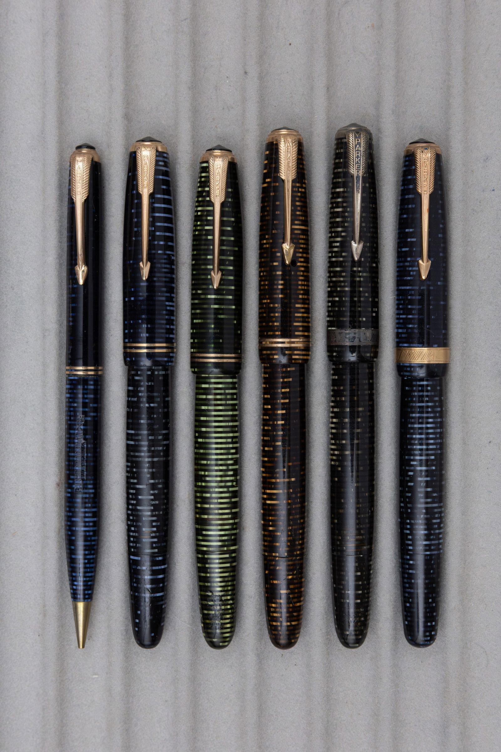 Parker Vacumatic Major and Junior Fountain Pens and Pencil Lot (6) (1 of 2)