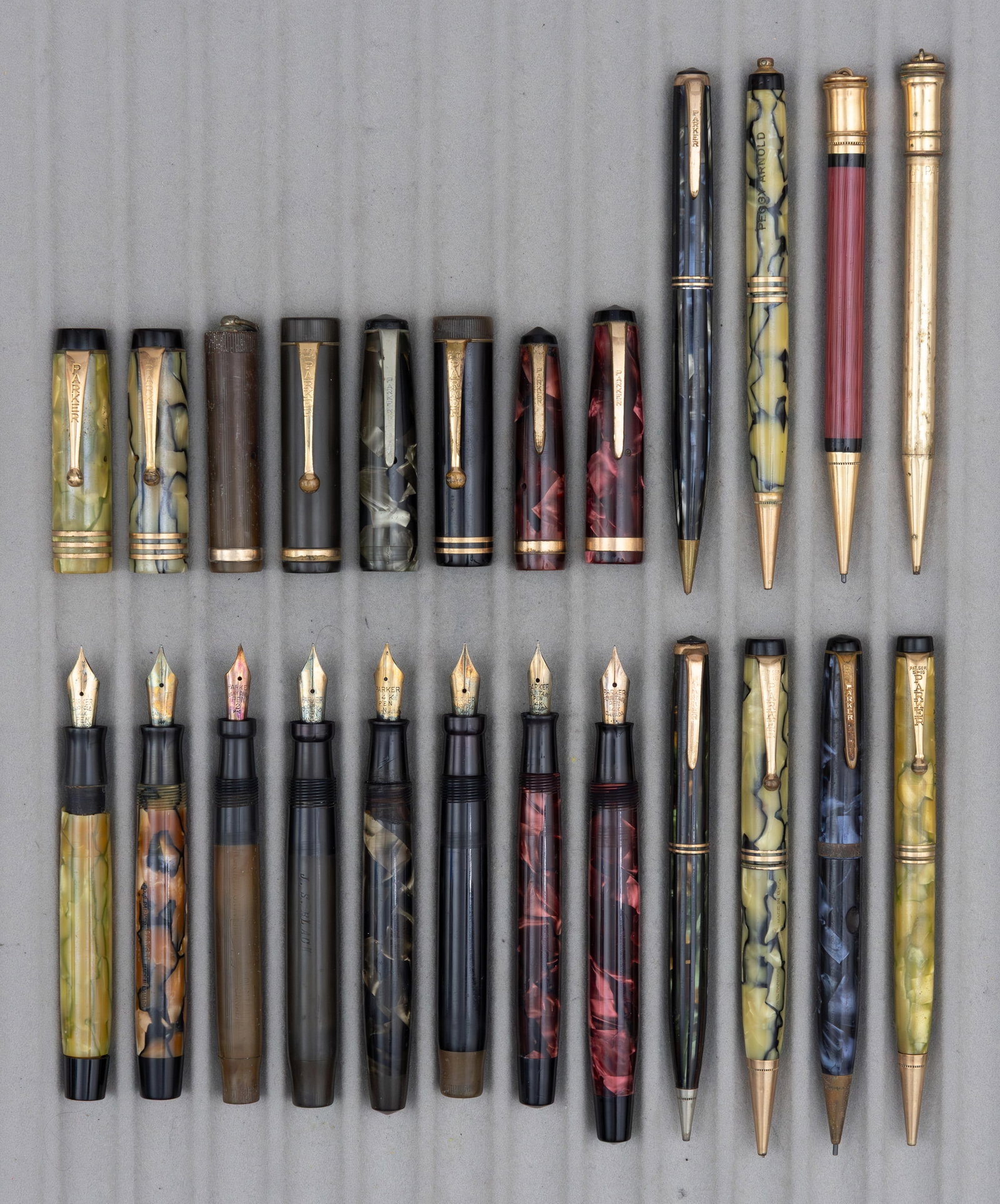 Parker Challenger and Duofold Fountain Pens and Pencils (16) - 2