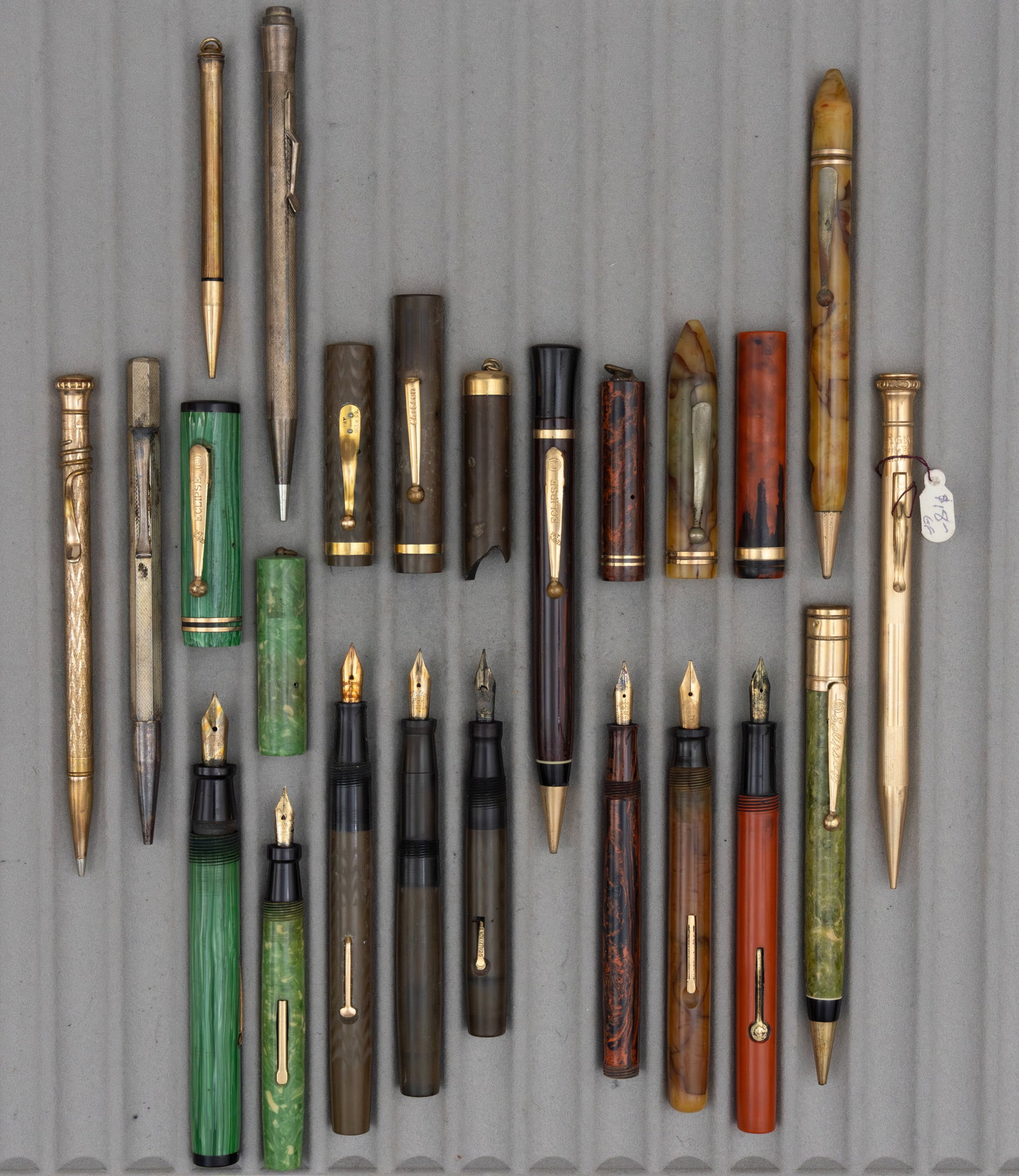 Assorted Vintage Fountain Pens and Pencils, 14K Nibs (16) - 2