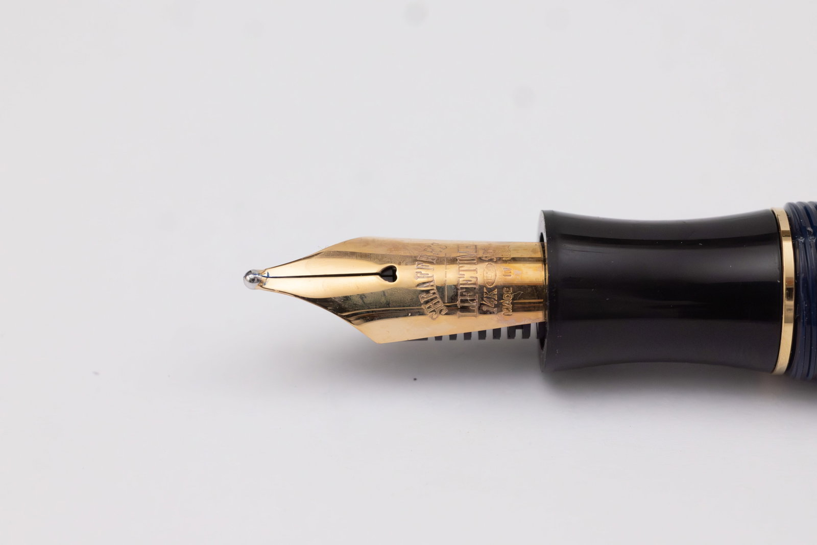 Sheaffer Balance Navy Blue 3-Piece Fountain Pen Set, 14K Broad Nib - 3