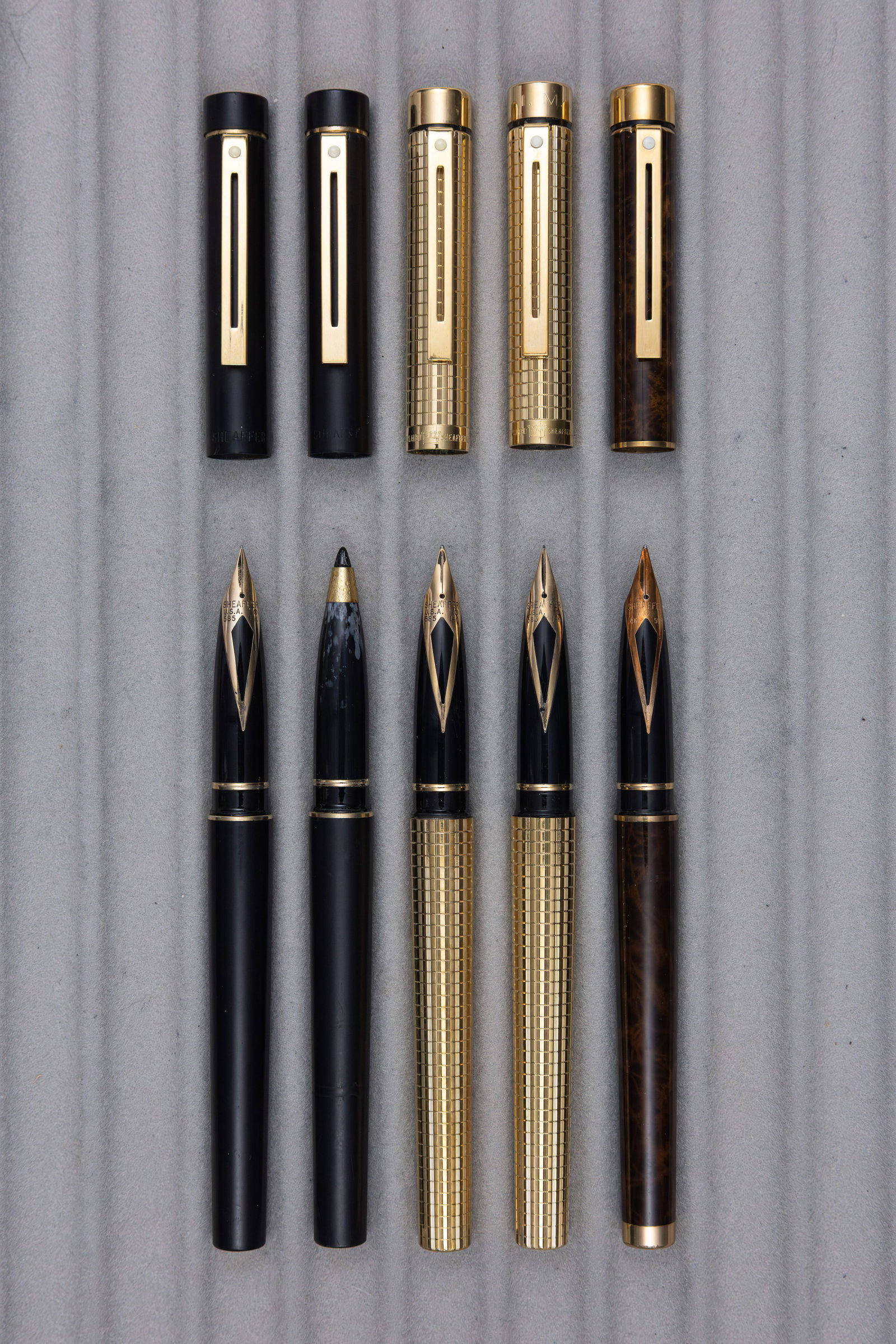 Sheaffer Targa Fountain Pens (4) and Rollerball Lot - 2