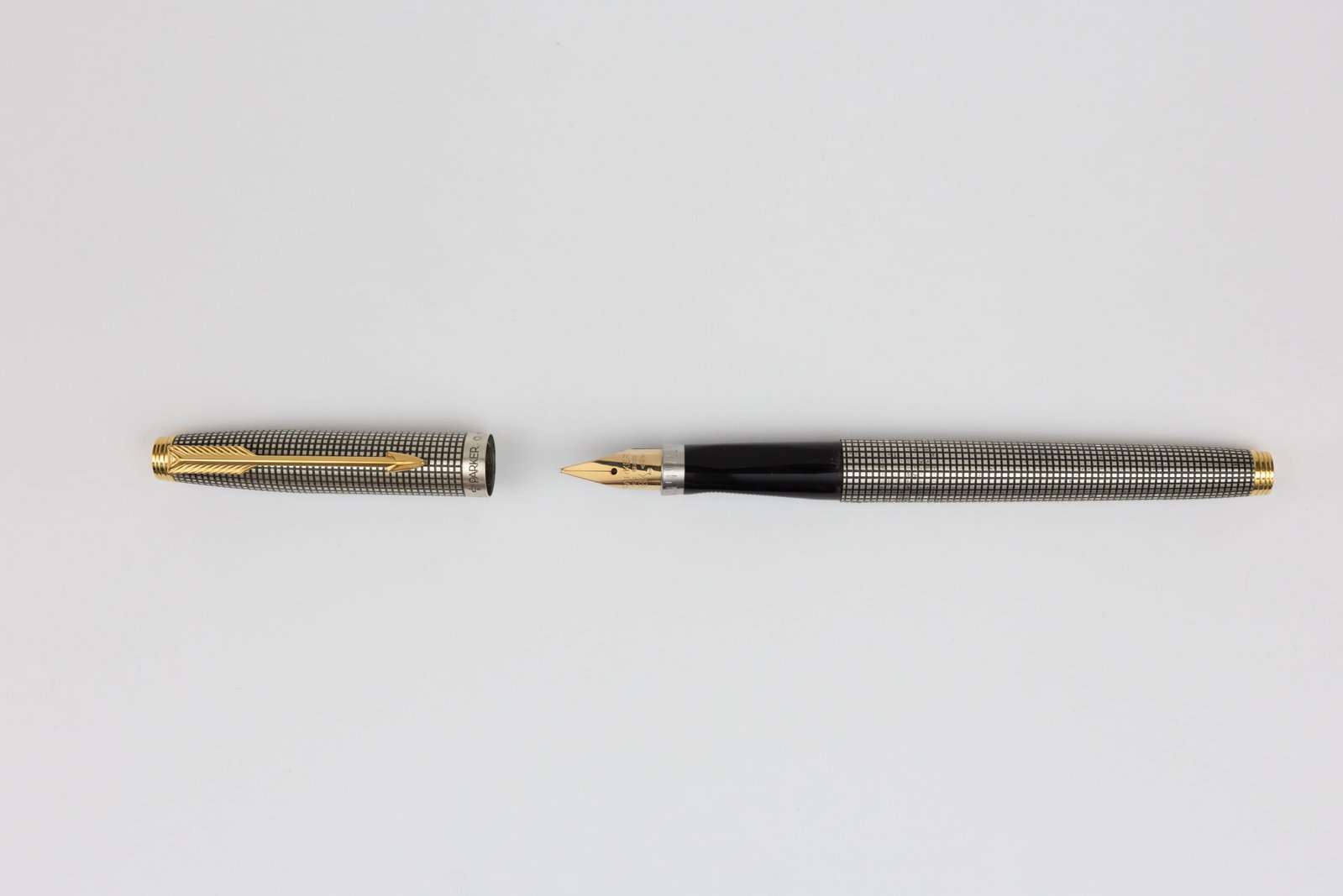 Parker 75 Cisele Dimpled Tassie 18K Fine Italic Nib - 2