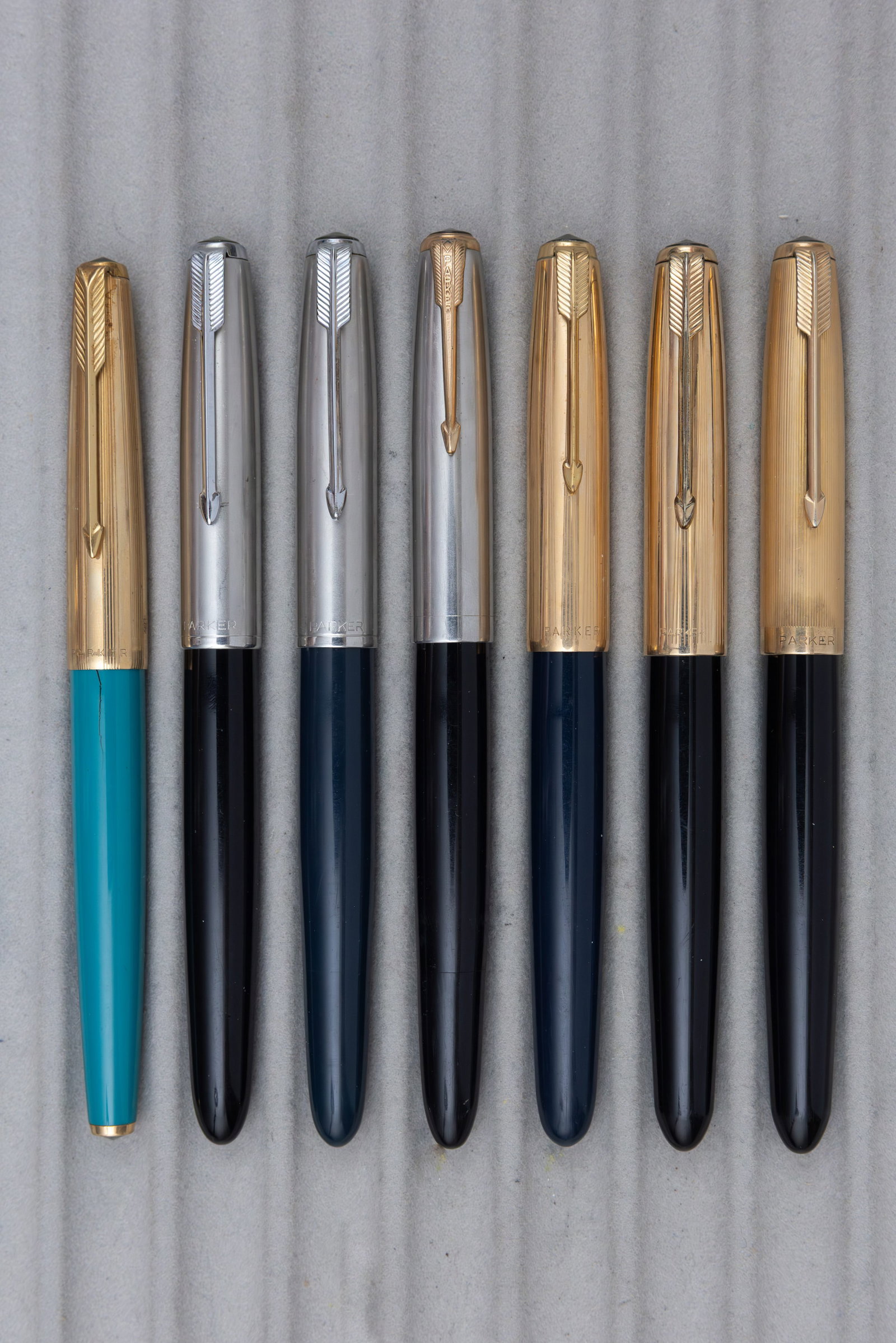 Parker 51, 61 Fountain Pen Lot (7) (1 of 2)