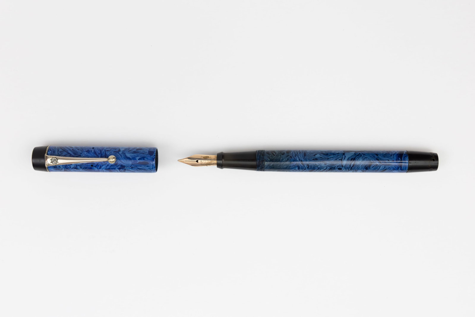 Onoto De La Rue 5601 Lapis Blue Fountain Pen - 2