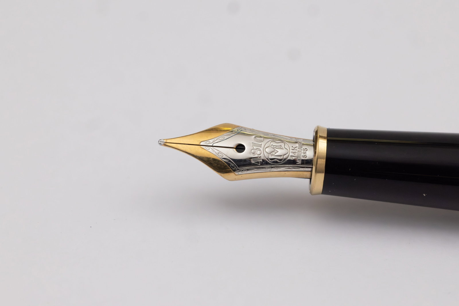 Montblanc 144 Fountain Pen, Boxed - 4