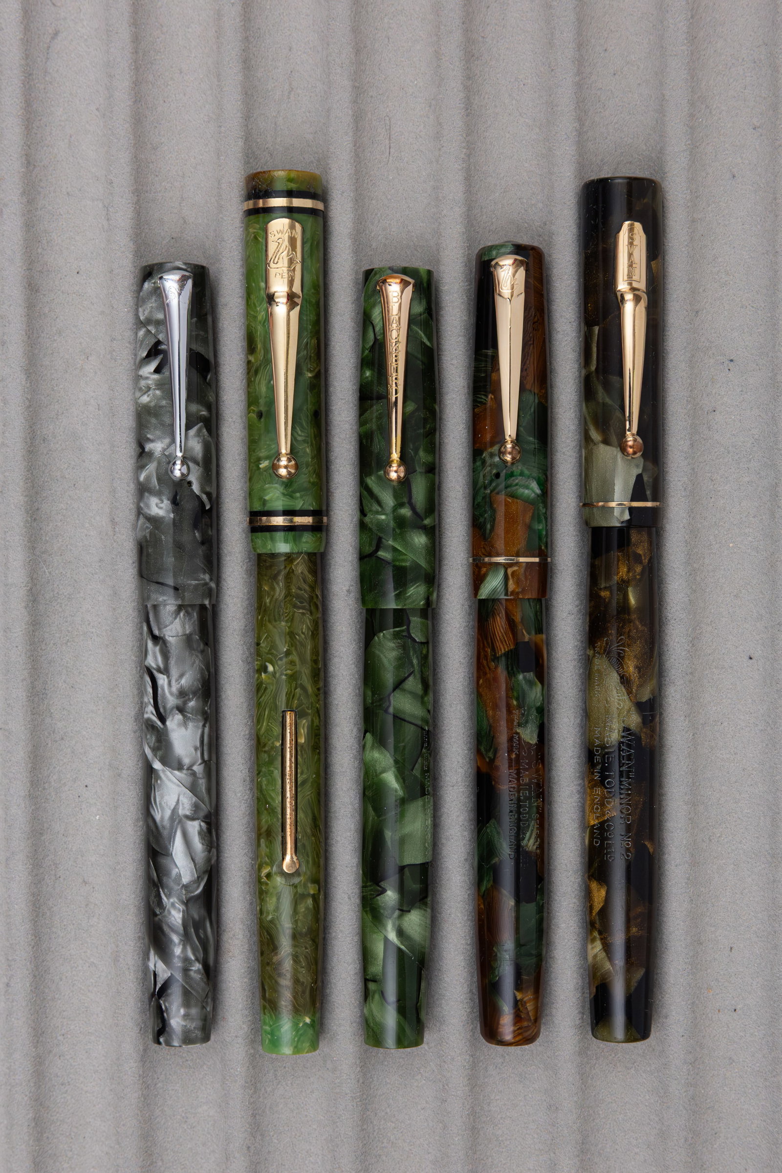 Mabie Todd Swan and Blackbird Marbleized Fountain Pens (5) (1 of 2)