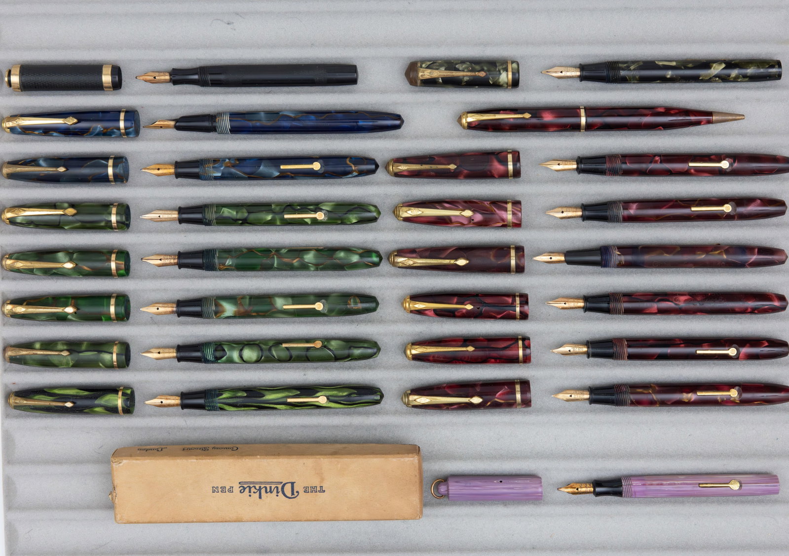 Conway Stewart Dinkie Fountain Pen and Pencils (17) - 2