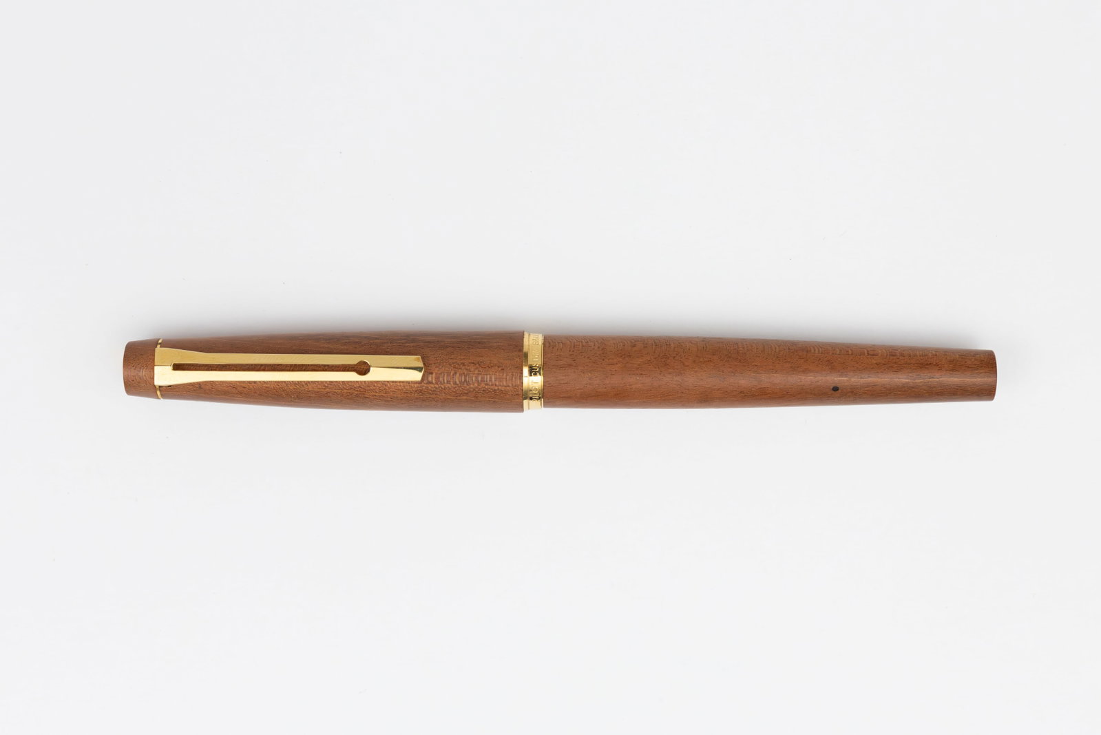 Pilot Custom Grandee Wood Fountain Pen (1 of 3)
