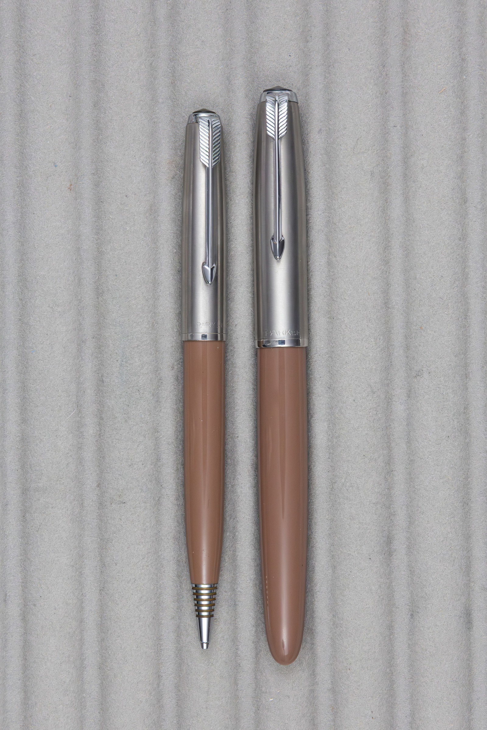 Parker 51 Demi Cocoa Lustraloy Cap Fountain Pen Set, Boxed - 2