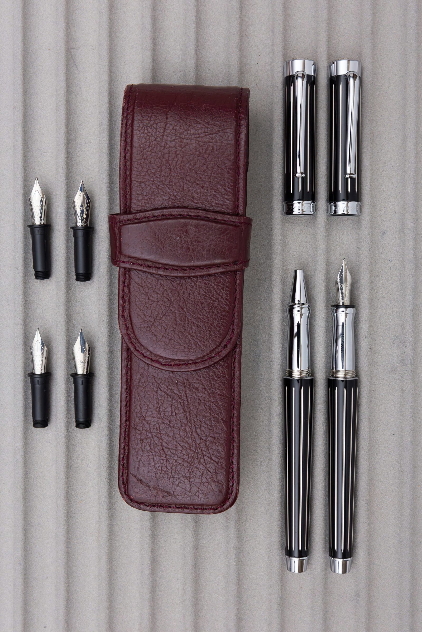 Levenger Sir Isaac Newton Fountain Pen, Rollerball Set, Additional Nibs - 2