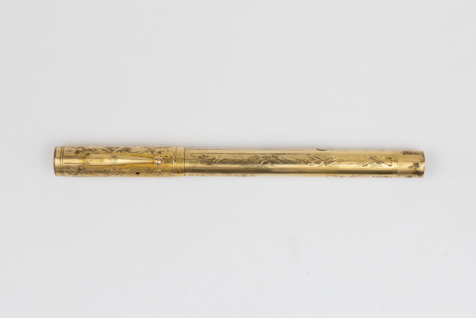 Waterman 0552 1/2 LEC Gold Filled Vine Pattern Fountain Pen (1 of 3)